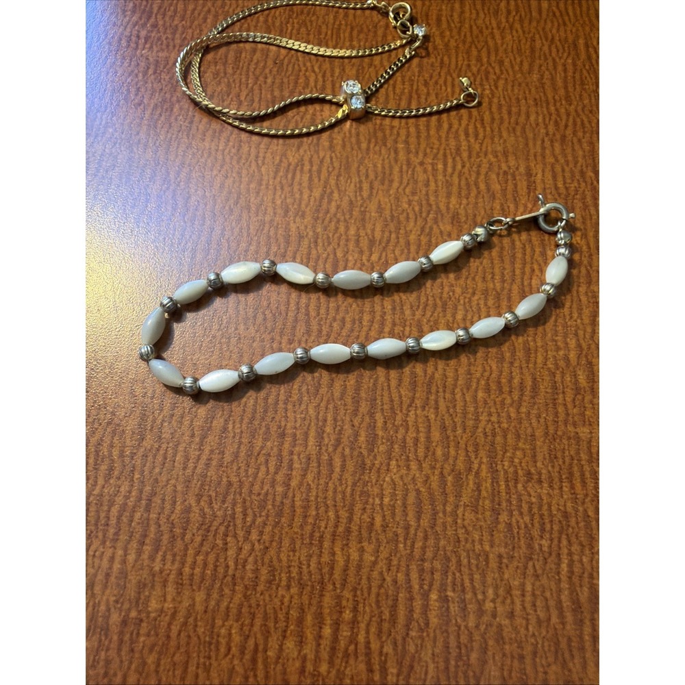Vintage Avon Jewelry Lot: 4 Necklaces, Ring, Bracelets - Picture 14 of 14